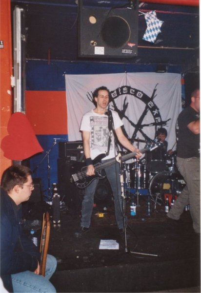 20011201_0002.jpg - click for next picture