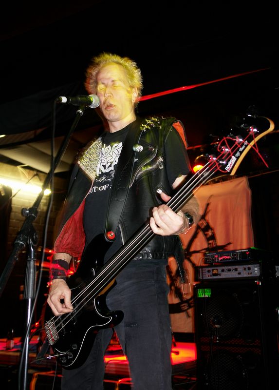 20090419_0016.jpg - click for next picture