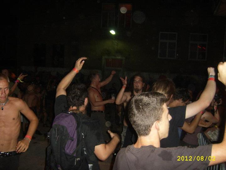 20120802_0063.jpg - click for next picture